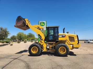 Main image Caterpillar 926M